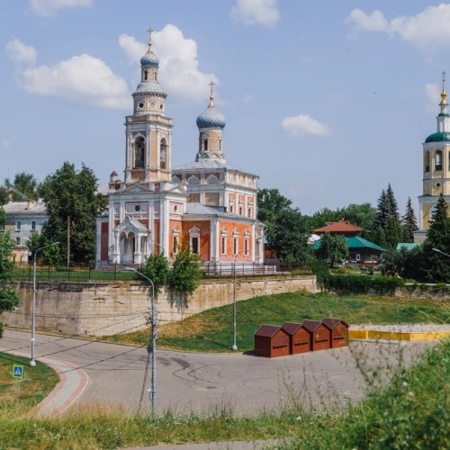 Из Москвы на осетровую ферму в Алексине + дегустация чёрной икры и копчёной осетрины