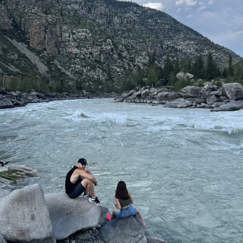 Хайкинг по главным местам Алтая: горы, озёра и водопады