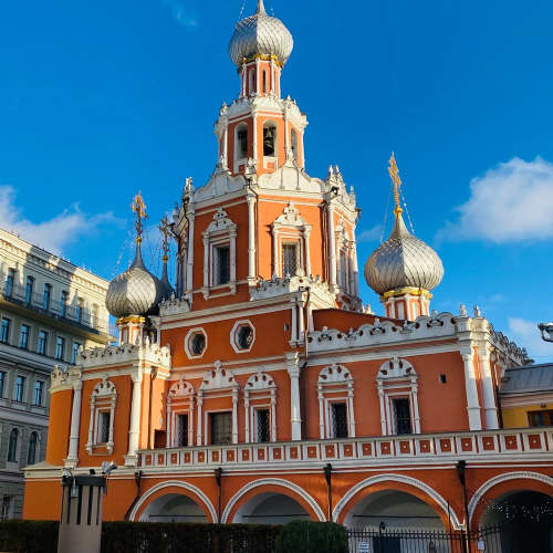 Невероятные приключения книжных стражей в Москве