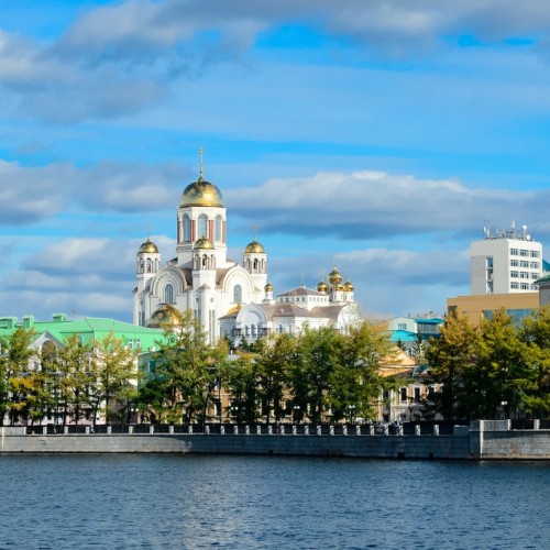 Все грани Екатеринбурга на автомобиле