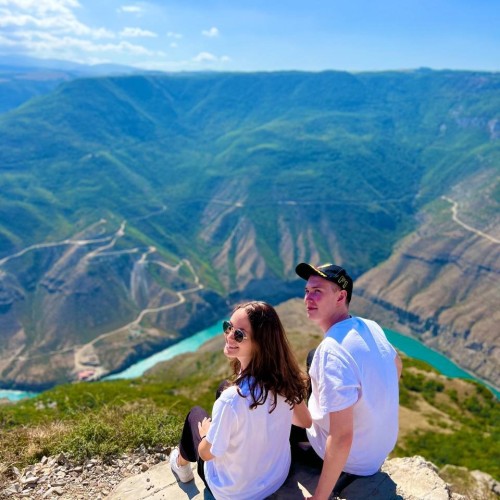 Объятия горного края: по топовым локациям Дагестана на внедорожниках