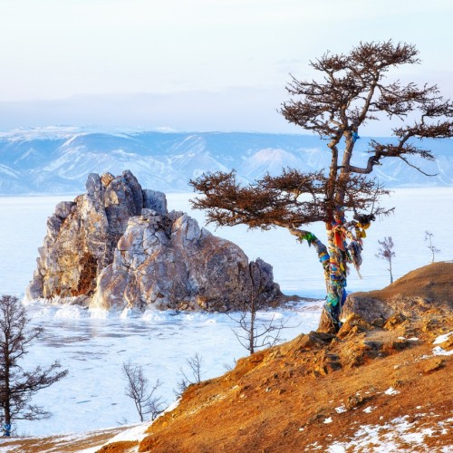 В ледяные объятия Байкала: места силы, источники, кухня, бурятская культура (всё включено)