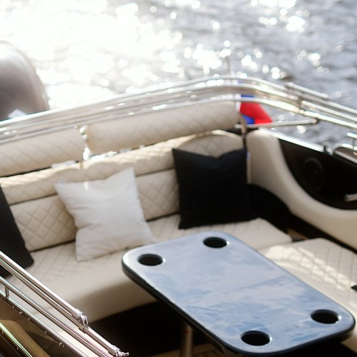 Петербург твоими глазами: прогулка на катере по рекам и каналам