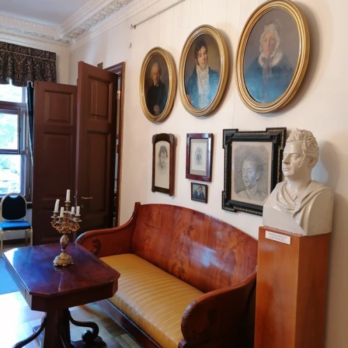 В гостях у артистов Самойловых в Петербурге (билеты включены)