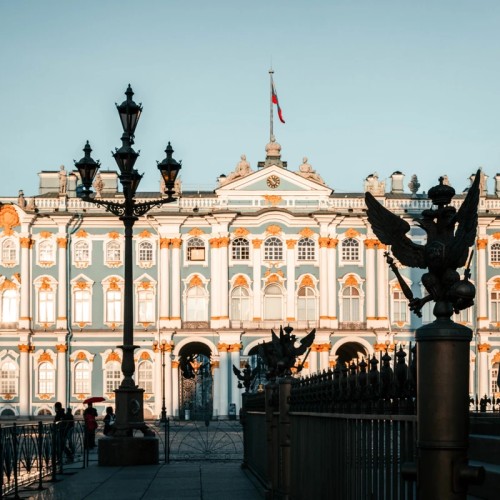 Эрмитаж вдоль и поперёк