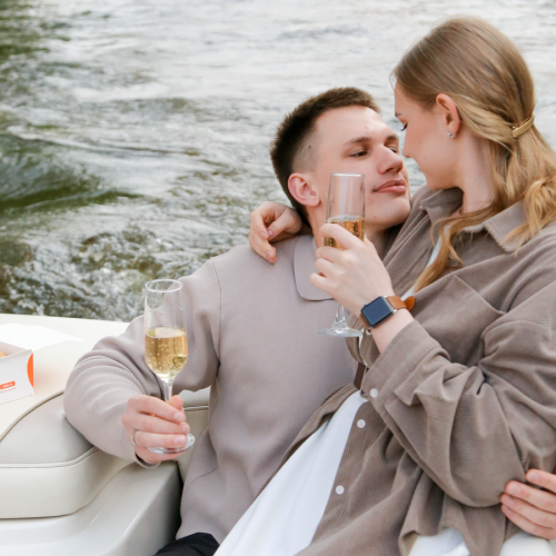 Петербург как на ладони: прогулка по рекам и каналам на катере «Сиеста»