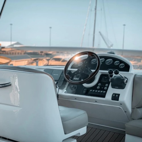 Морская прогулка на яхте Azimut