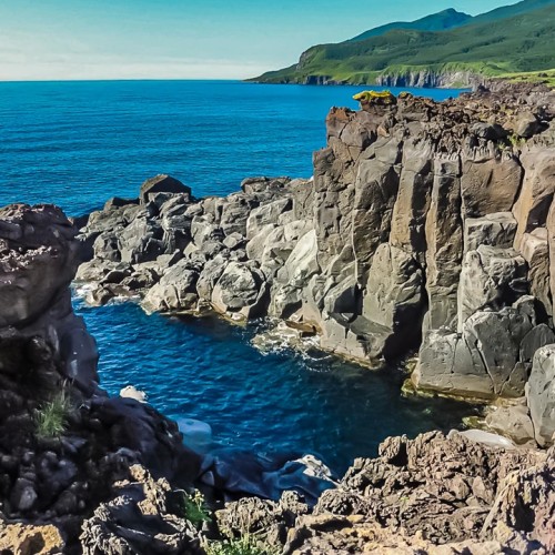 Остров чудес: путешествие по достопримечательностям Итурупа и окрестностей в мини-группе