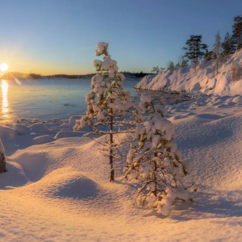Карелия в белом наряде: зимняя сказка в Петрозаводске, Приладожье и парке «Рускеала»