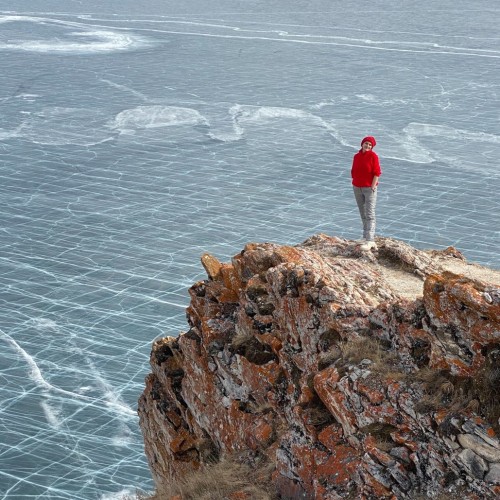 Индивидуальный джиппинг на Байкал с фотографом: ледяные пейзажи Ольхона и Огоя без экскурсий