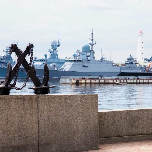 Экскурсия 3 в 1: Кронштадт + батарея Демидов + заказник Западный Котлин