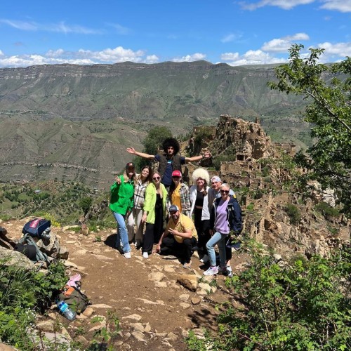 Объятия горного края: по топовым локациям Дагестана на внедорожниках