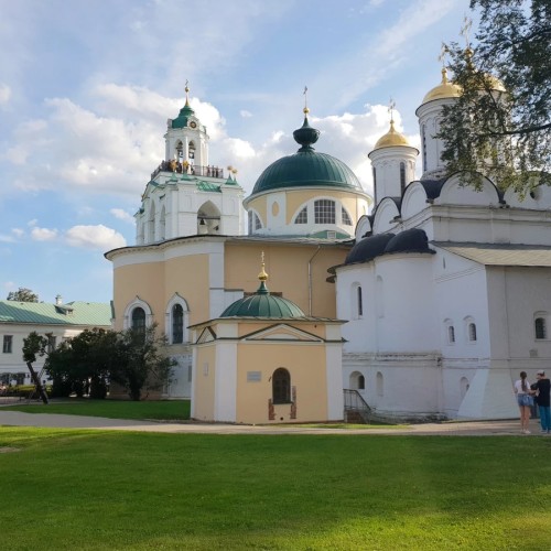 Шедевры средневековой живописи в храмах Ярославля (билеты включены)