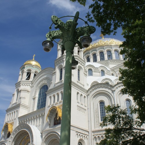 Групповая экскурсия в Ораниенбаум, Меншиковский дворец и Морской собор