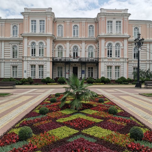 Такие разные города-курорты: Ессентуки и Кисловодск