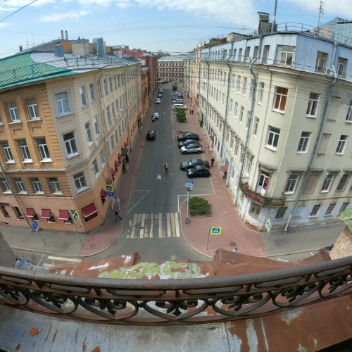 В гости к бабушке: экскурсия в старинную квартиру