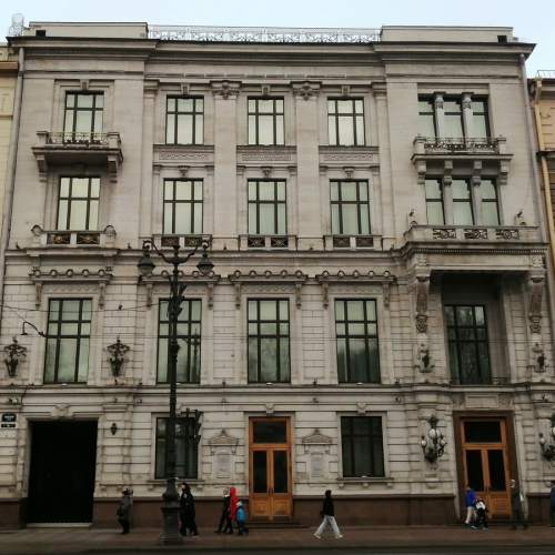 Мобильный квест в Петербурге «Бешеные деньги не знают покоя»