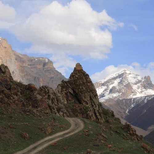 Россыпь цветов и мириады звёзд: астропоход в сердце гор (мини-группа)