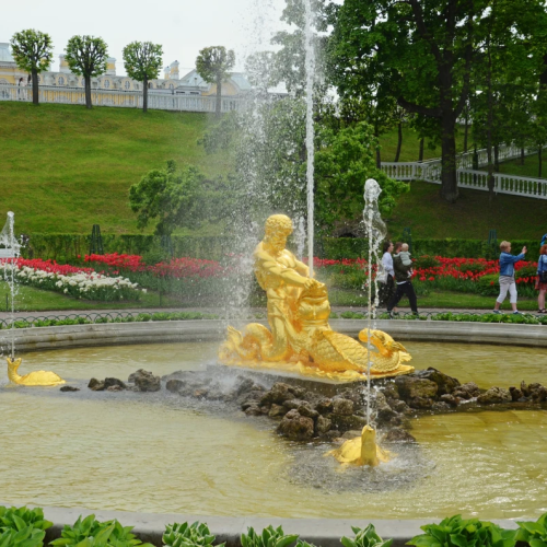 Петергоф и фонтаны Нижнего парка