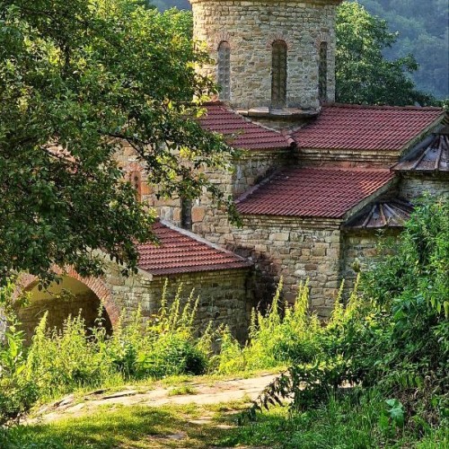 Комфортный Архыз: по горам налегке