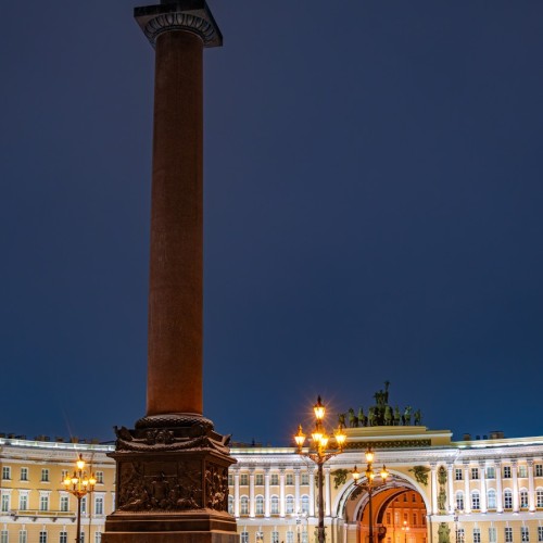 Чарующее сияние ночного Петербурга