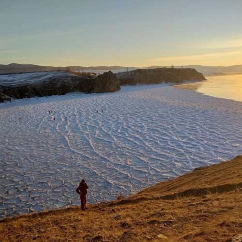 По зимнему Ольхону в мини-группе: все виды льда и главные места