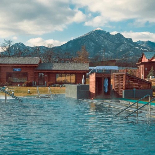 Отдых на водах: спа-тур на Кавказ с купанием в термах и отелем 4*. Домбай, Эльбрус и города КМВ