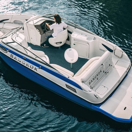 Петербург на воде: приватная прогулка на катере