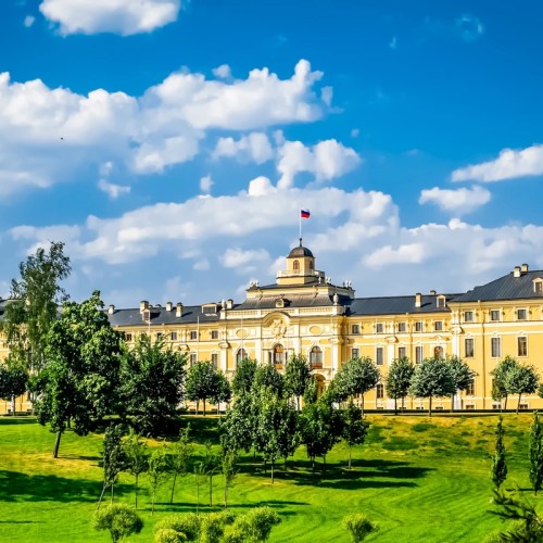 Константиновский дворец в Стрельне (из Петербурга)