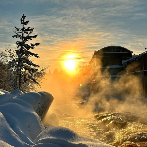 Карелия в белом наряде: зимняя сказка в Петрозаводске, Приладожье и парке «Рускеала»