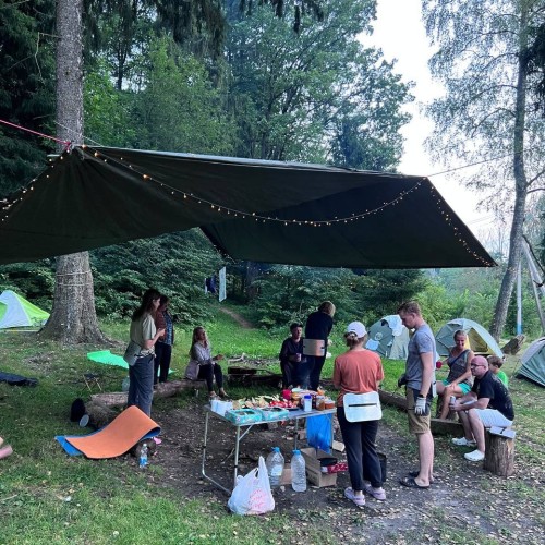 Первый раз с веслом в руках: лёгкий сплав по реке Воре (всё включено)