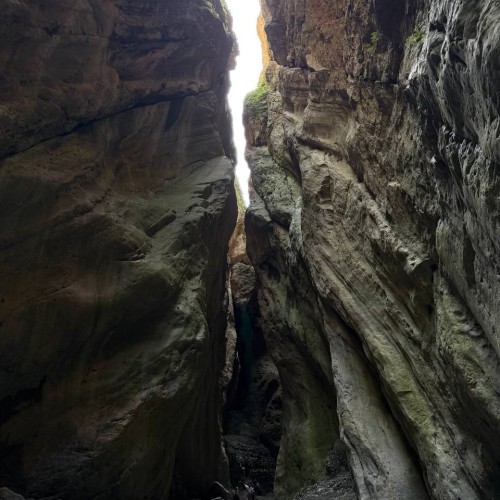 Дюны, горы, бирюза Сулака: по Дагестану на джипах