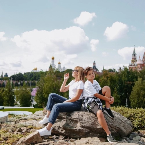 Фотопрогулка в огнях столицы