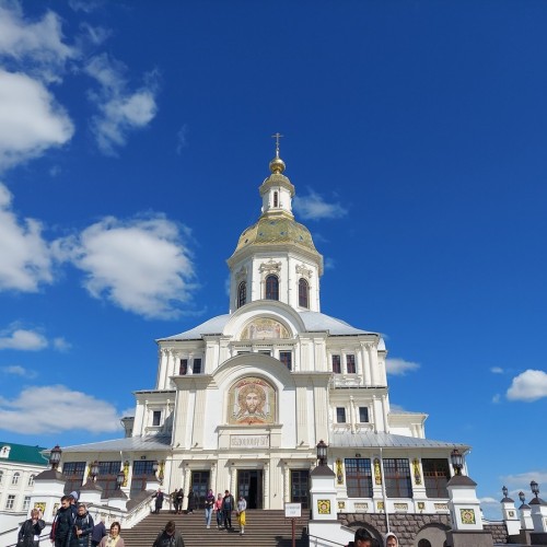 В Серафимо-Дивеевский монастырь из Нижнего Новгорода