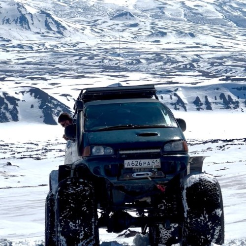 Туда, где горы дышат огнём: сплав, восхождение и джиппинг в мини-группе