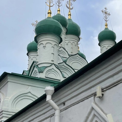 Страсти по Поварской и квартирный вопрос