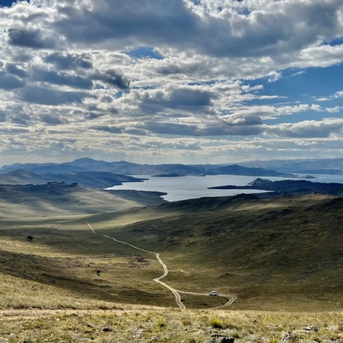 Джип-выезд в мини-группе по главным местам Ольхона: мыс Хобой, скала Шаманка и «Хранитель Байкала»
