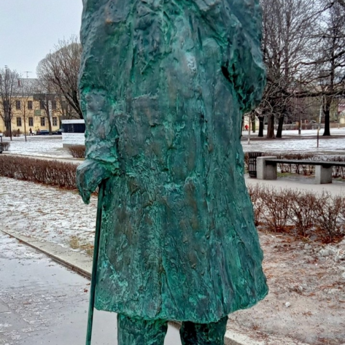 Мобильный квест в Петербурге: «В поисках 12 стульев»