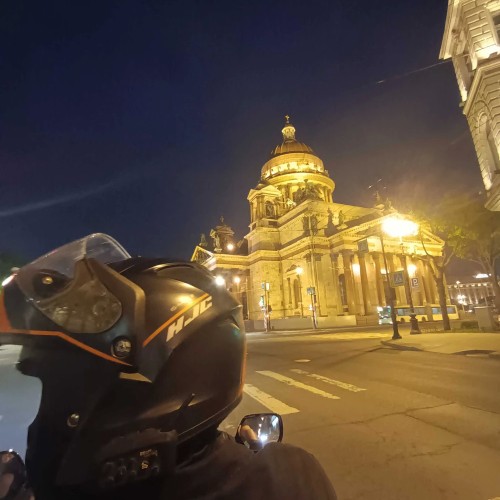 К разводным мостам — на мотоцикле