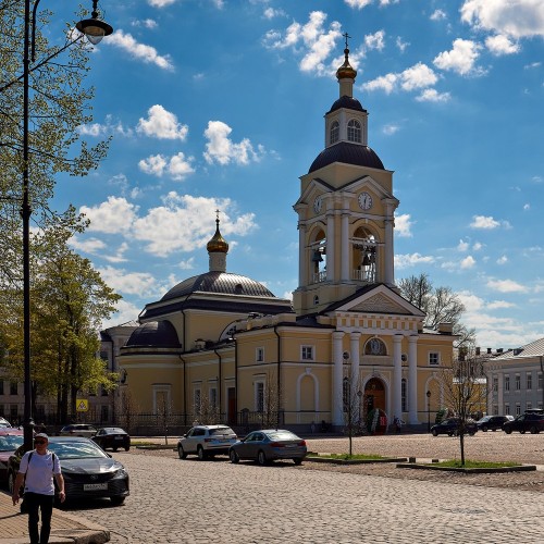 Яркий день в Выборге: замок, водная прогулка и дегустации