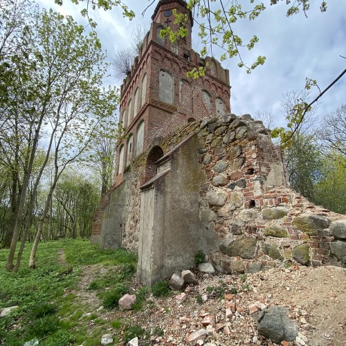 Из Калининграда на юг: кирхи, городки и заброшенная лечебница