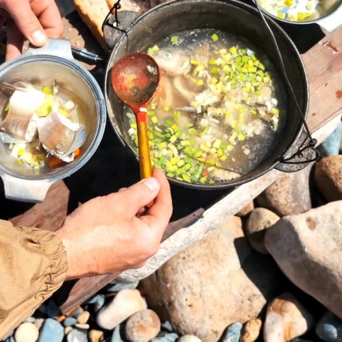 Активное путешествие на север Байкала с комфортом: прогулка на катере, рыбалка и природа
