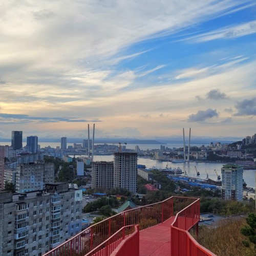Город, море и сопки