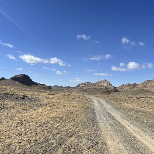 От пустыни до оазисов: большое путешествие по Монголии и Улан-Удэ