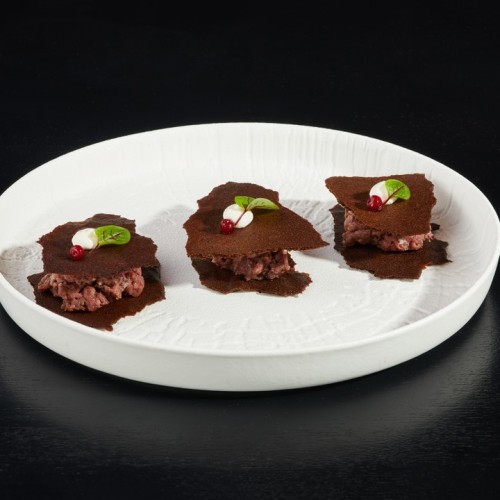 Роскошный гастротур на Байкал: сибирская и бурятская кухня, мастер-классы и дегустация с сомелье