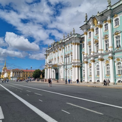 Знакомство с Петербургом: обзорная экскурсия + Эрмитаж (билеты включены)