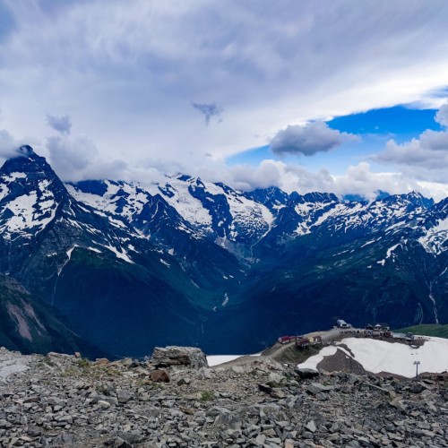 Туда, где горы и минеральная вода: Кисловодск, Пятигорск, Ессентуки и Домбай