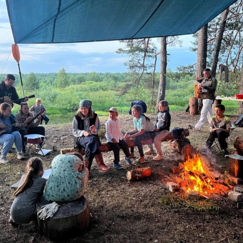 Подальше в лес: сплав на байдарках по реке Медведице