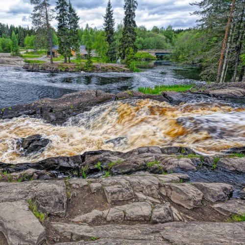 Карельский экспресс: горный парк «Рускеала», знаменитые водопады и экскурсии на выбор
