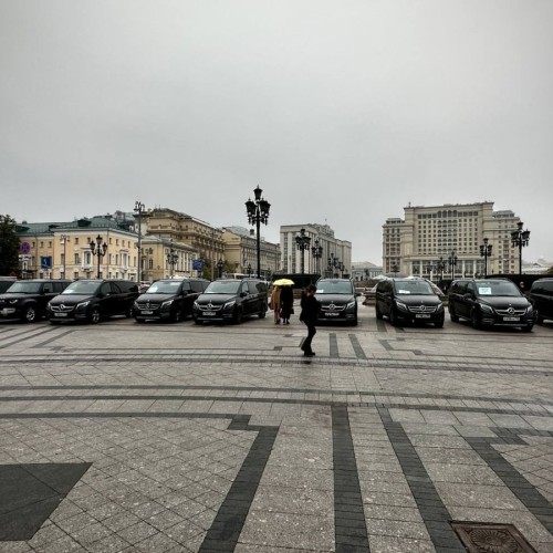Трансфер из аэропорта Москвы на Mercedes-Benz V-класса